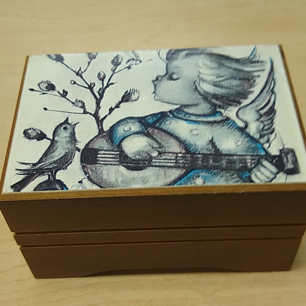 Reuge Hummel wooden music box